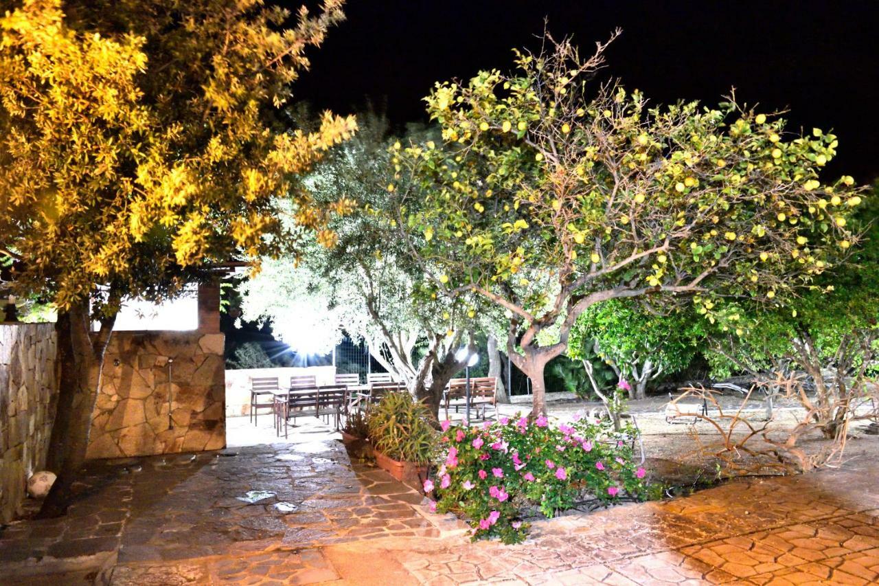 Villa Arancio Cala Liberotto Eksteriør billede