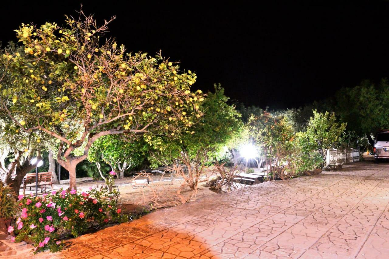 Villa Arancio Cala Liberotto Eksteriør billede