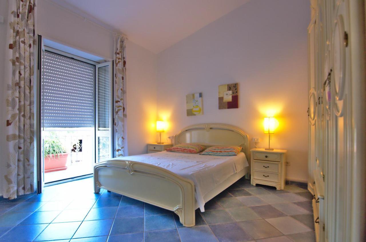 Villa Arancio Cala Liberotto Eksteriør billede