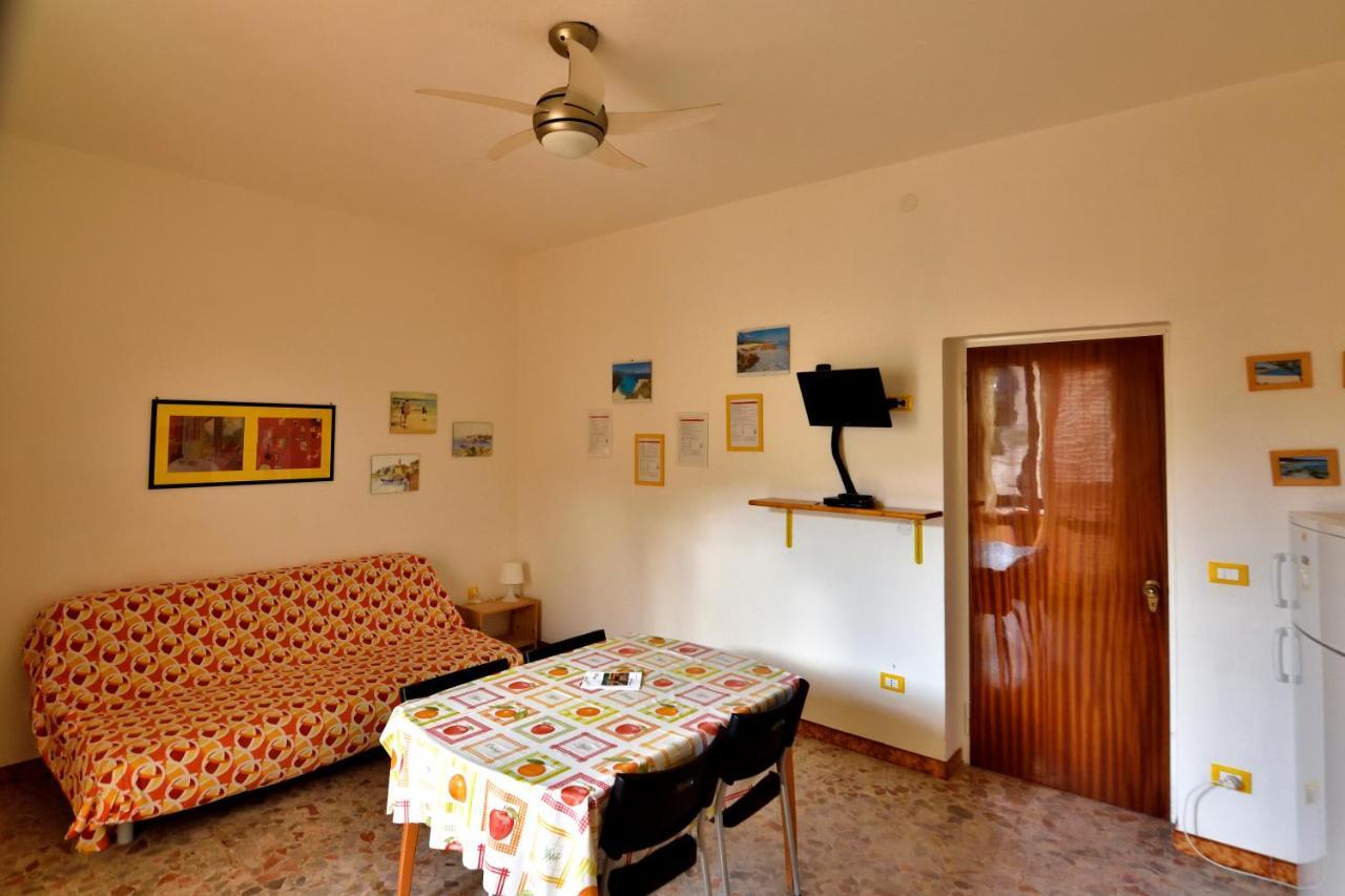Villa Arancio Cala Liberotto Eksteriør billede